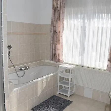 Repos St Elisabeth Nabij Plopsaland *